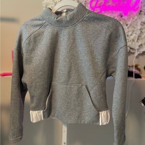 Lululemon Cropped Pull Over